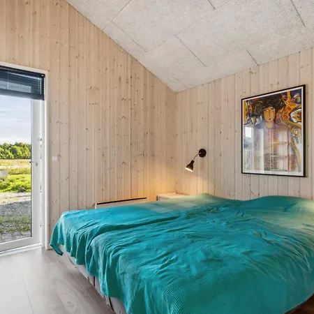 Casa vacanze Bright And Stylish Near Gjerrild *