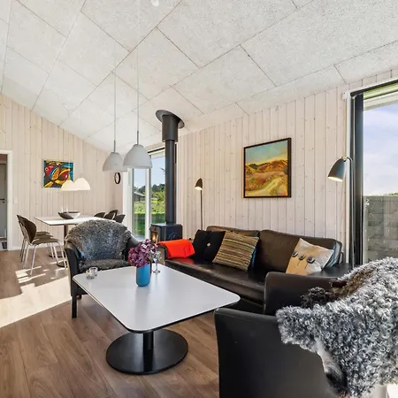 Bright And Stylish Near Gjerrild Casa vacanze *